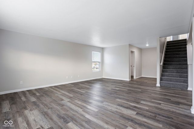 476 Bourneside Drive, Greenfield, IN 46140