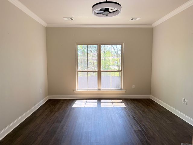 11582 Cottagecreek Rd, Baton Rouge, LA 70816