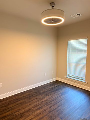 11582 Cottagecreek Rd, Baton Rouge, LA 70816