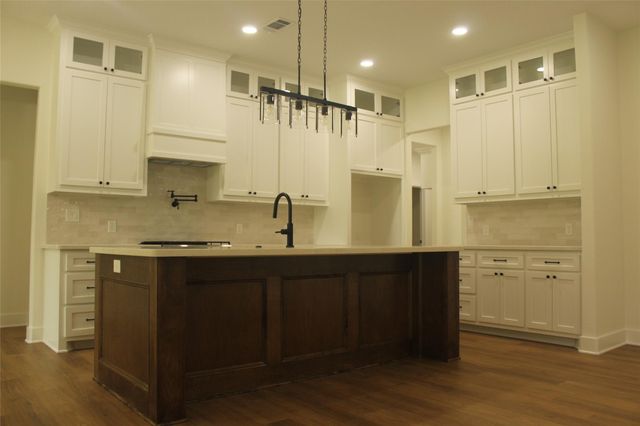 109 Gadwall Drive, Clute, TX 77531