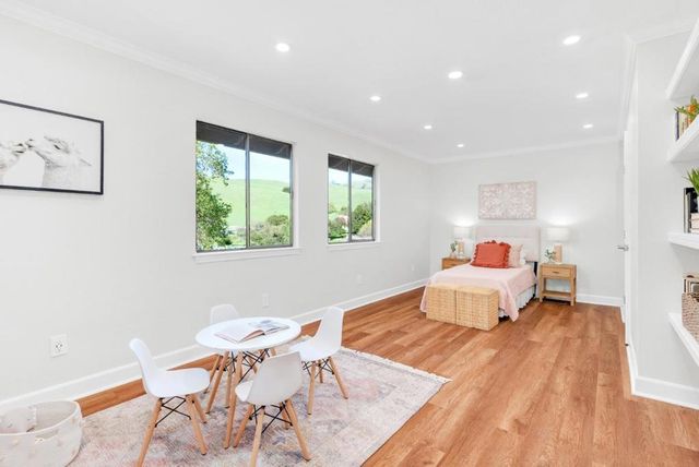 3270 Paseo Vista Avenue, San Martin, CA 95046