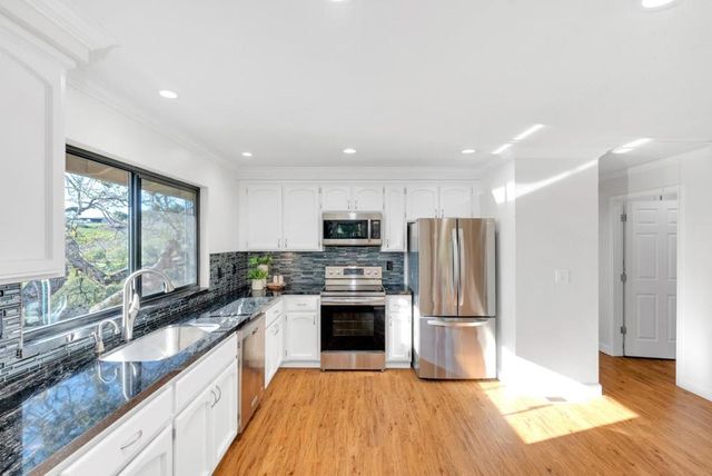 3270 Paseo Vista Avenue, San Martin, CA 95046