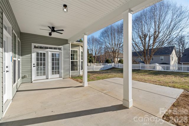 12908 Union Square Drive, Huntersville, NC 28078