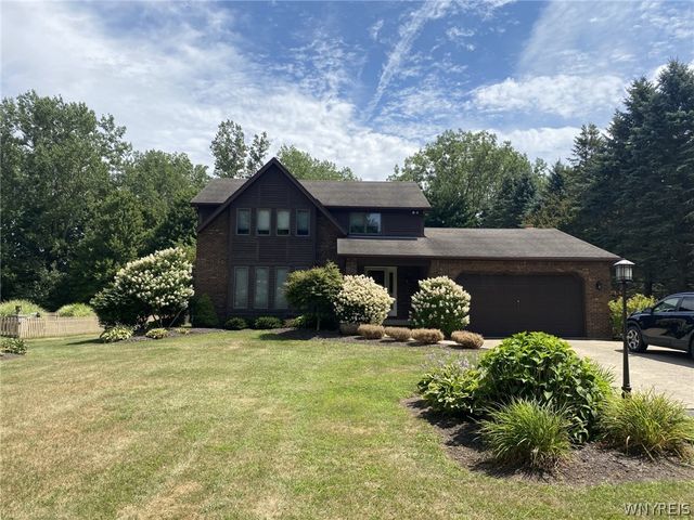 41 Tiffany Lane, Elma, NY 14086