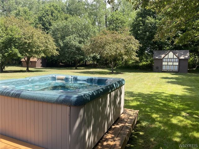 41 Tiffany Lane, Elma, NY 14086