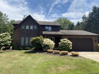41 Tiffany Lane, Elma, NY 14086