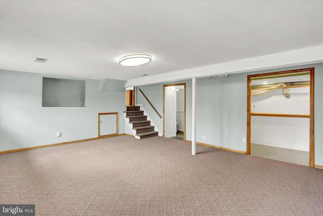 700 TRIMBLE BLVD, Brookhaven, PA 19015