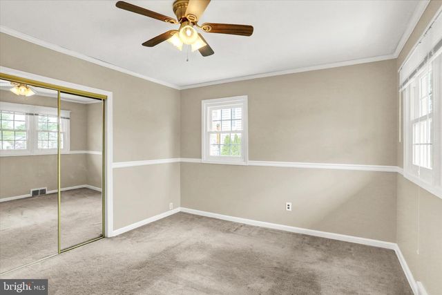 700 TRIMBLE BLVD, Brookhaven, PA 19015