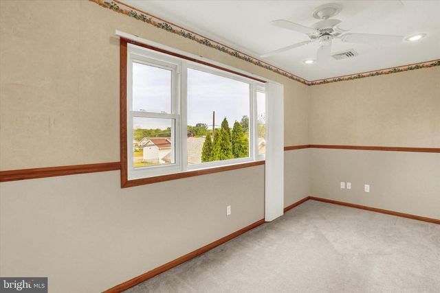 700 TRIMBLE BLVD, Brookhaven, PA 19015