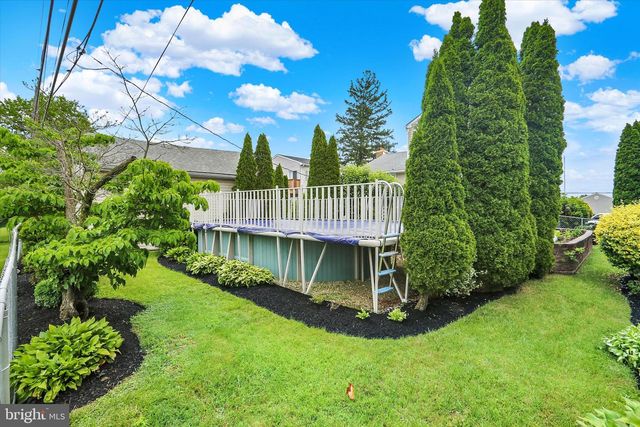 700 TRIMBLE BLVD, Brookhaven, PA 19015