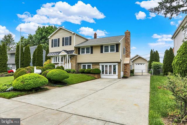 700 TRIMBLE BLVD, Brookhaven, PA 19015