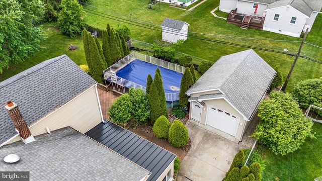 700 TRIMBLE BLVD, Brookhaven, PA 19015