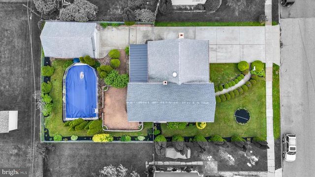 700 TRIMBLE BLVD, Brookhaven, PA 19015
