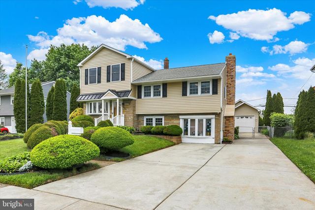 700 TRIMBLE BLVD, Brookhaven, PA 19015