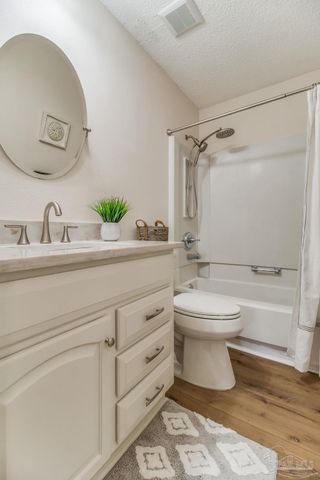 2201 Scenic Hwy C-5, Pensacola, FL 32503