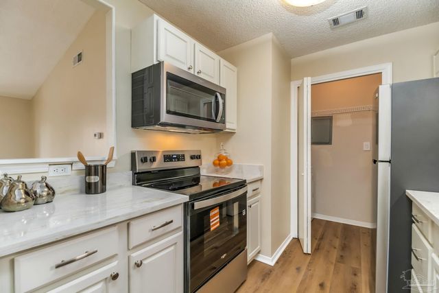 2201 Scenic Hwy C-5, Pensacola, FL 32503