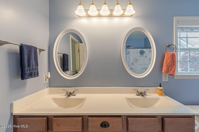 419 N Culverton Road, Winnabow, NC 28479