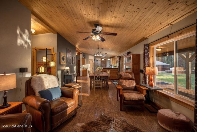 415 Hummingbird DR, Sandpoint, ID 83864