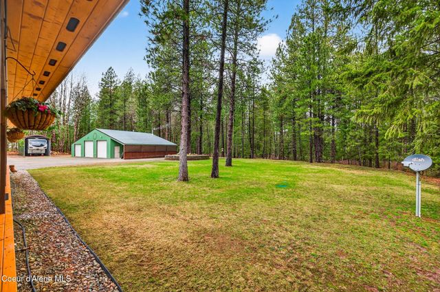 415 Hummingbird DR, Sandpoint, ID 83864