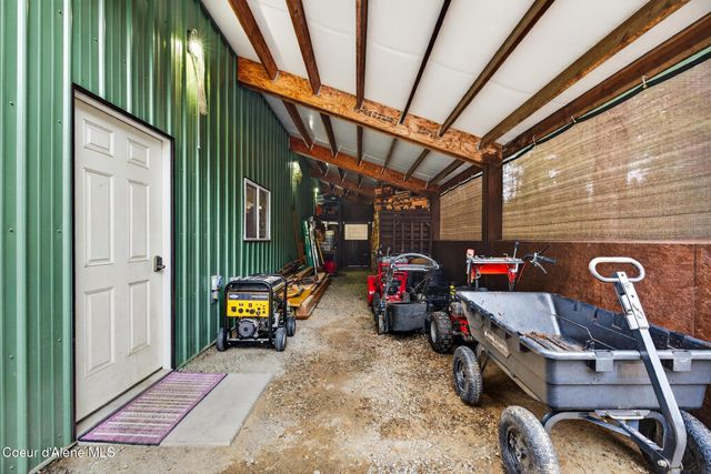 415 Hummingbird DR, Sandpoint, ID 83864