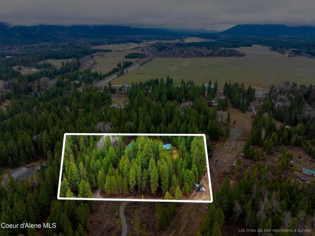 415 Hummingbird DR, Sandpoint, ID 83864