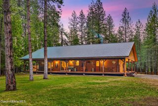 415 Hummingbird DR, Sandpoint, ID 83864
