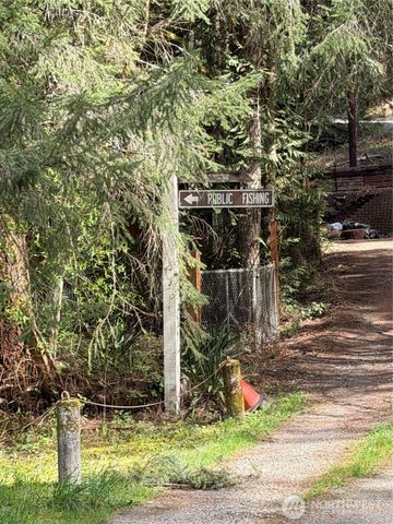 7688 SW Grace Street, Port Orchard, WA 98367