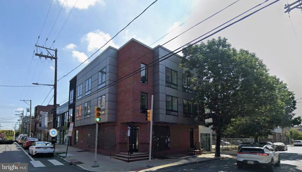 2001 FRANKFORD AVE, Philadelphia, PA 19125 — photo 2