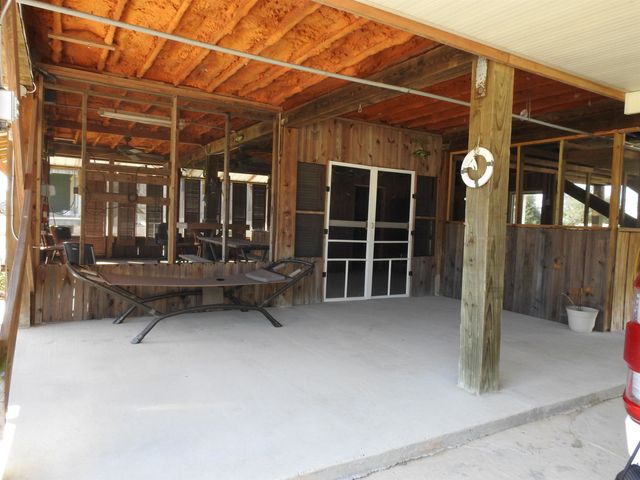 1464 Doctor Beatrous Rd, Theriot, LA 70397