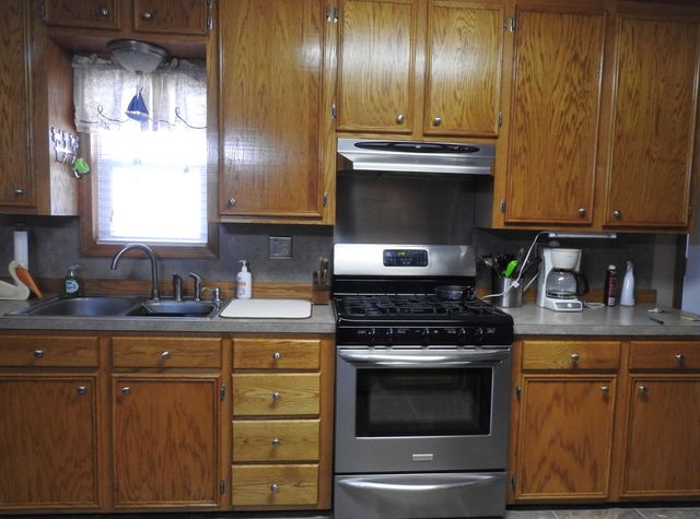 1464 Doctor Beatrous Rd, Theriot, LA 70397