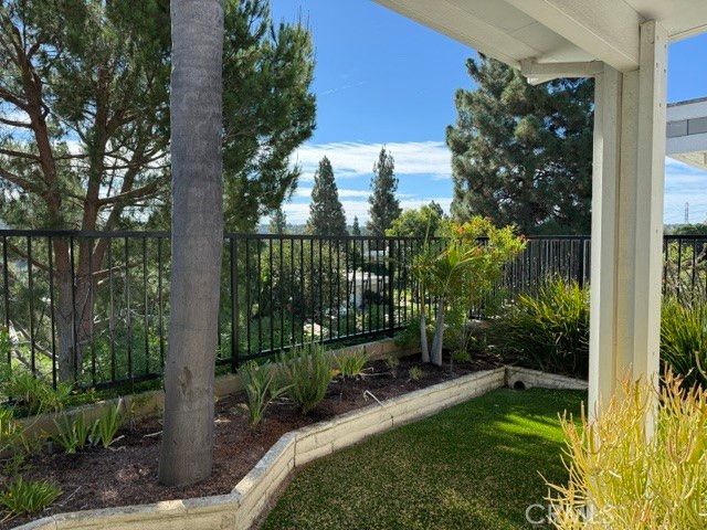 5598 Vista Del Mando S A, Laguna Woods, CA 92637