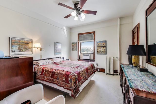 5515 S Woodlawn Avenue 3S, Chicago, IL 60637