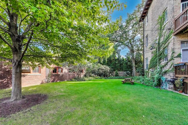 5515 S Woodlawn Avenue 3S, Chicago, IL 60637