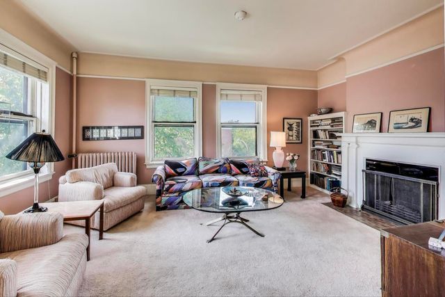 5515 S Woodlawn Avenue 3S, Chicago, IL 60637