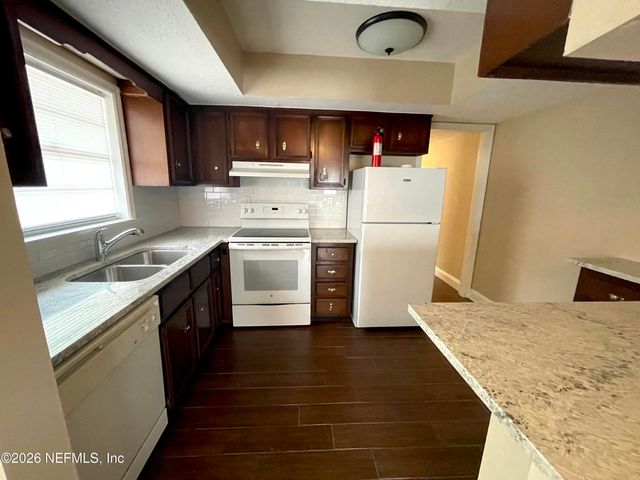 2226 LEON Road, Jacksonville, FL 32246