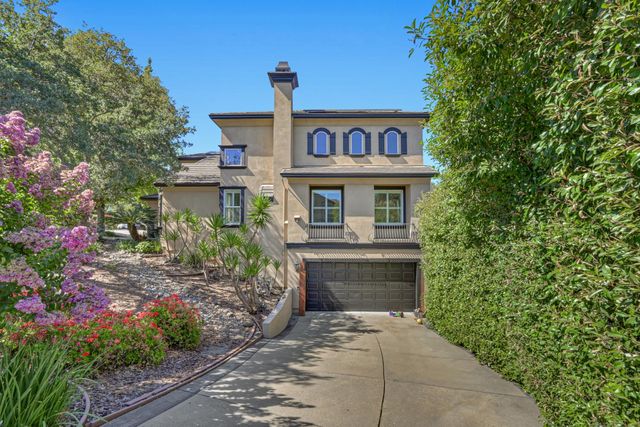 200 American River Canyon Dr, Folsom, CA 95630