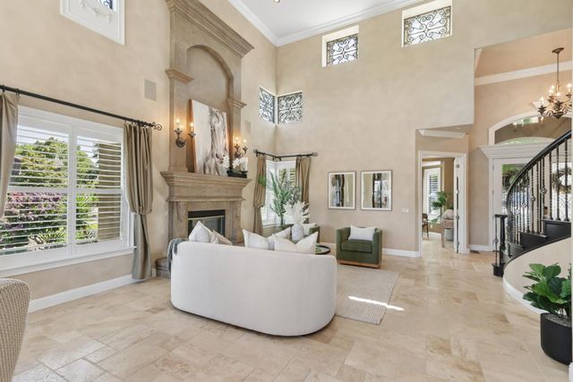 200 American River Canyon Dr, Folsom, CA 95630