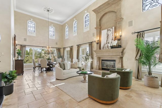200 American River Canyon Dr, Folsom, CA 95630