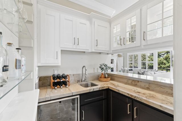 200 American River Canyon Dr, Folsom, CA 95630