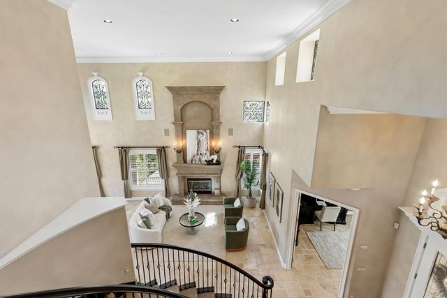 200 American River Canyon Dr, Folsom, CA 95630