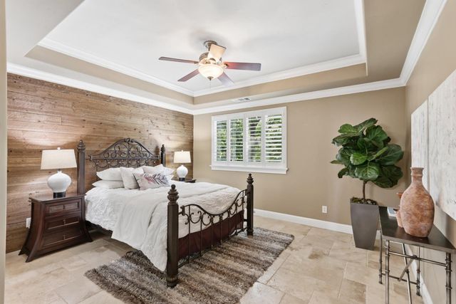 200 American River Canyon Dr, Folsom, CA 95630