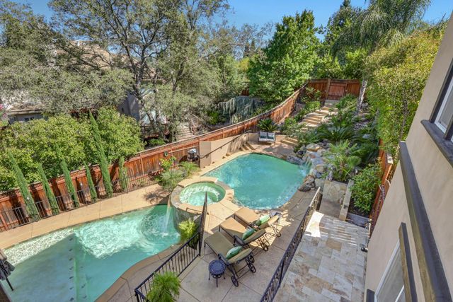 200 American River Canyon Dr, Folsom, CA 95630