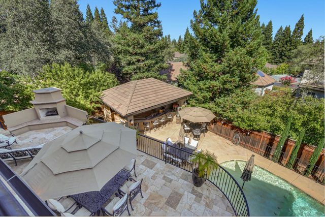 200 American River Canyon Dr, Folsom, CA 95630