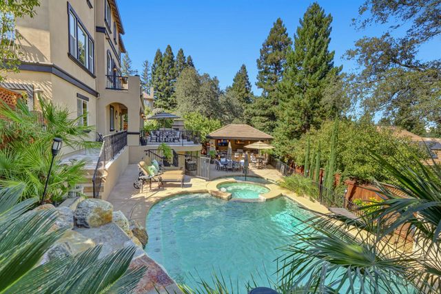 200 American River Canyon Dr, Folsom, CA 95630