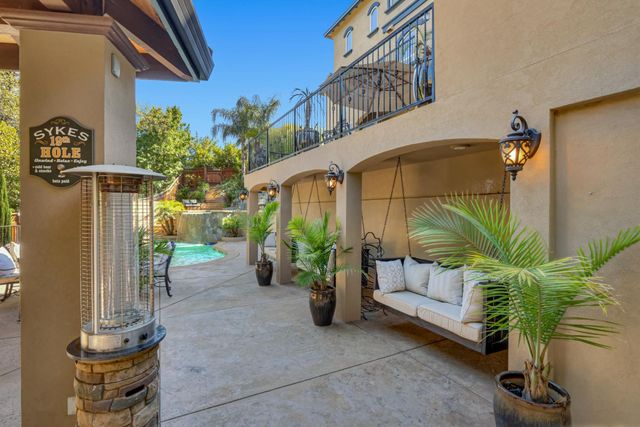 200 American River Canyon Dr, Folsom, CA 95630