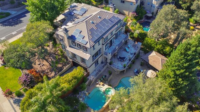 200 American River Canyon Dr, Folsom, CA 95630