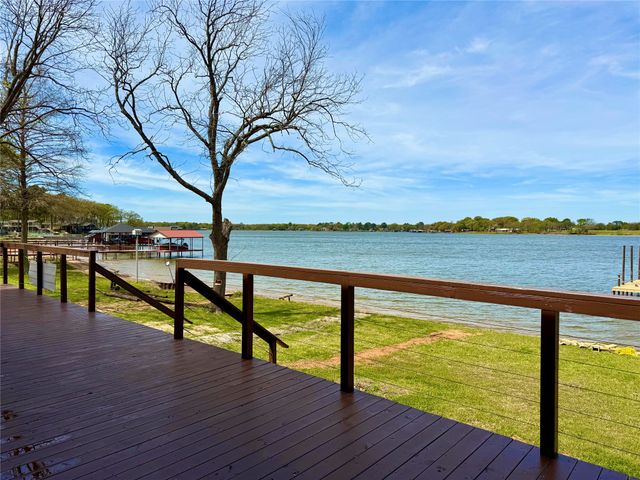 11194 Lakeside Lane, Mabank, TX 75156