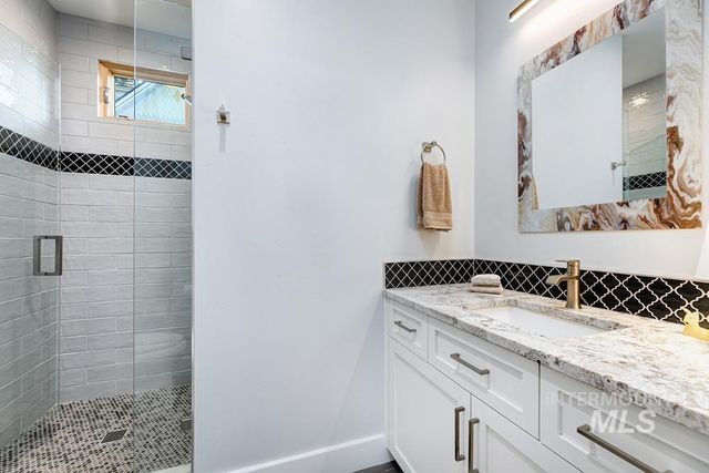 1007 N 8th St, Boise, ID 83702