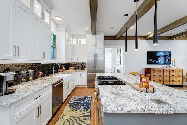 1007 N 8th St, Boise, ID 83702