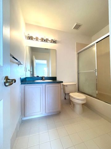1007 Arezzo Circle, Boynton Beach, FL 33436